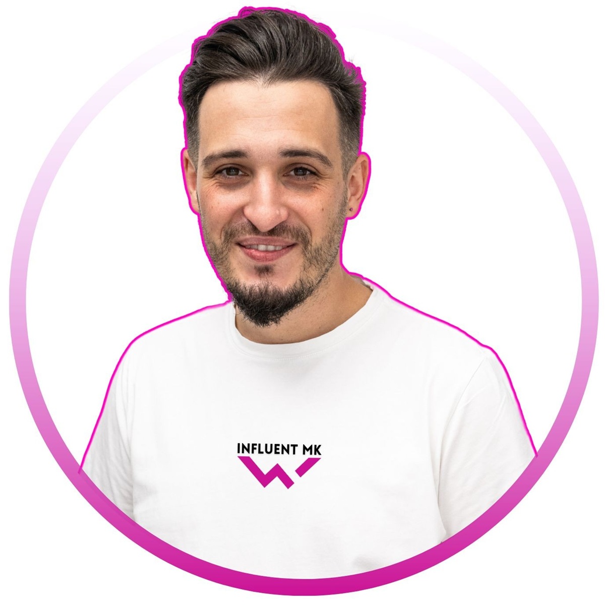 Cum să-ți lansezi cu succes un business de e-commerce pe eMAG sau Amazon: Ghid în 7 pași