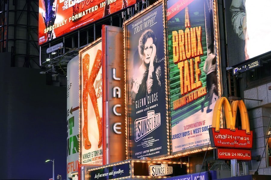 Photo advertising campaign