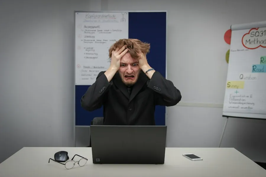Photo crisis communication mistakes